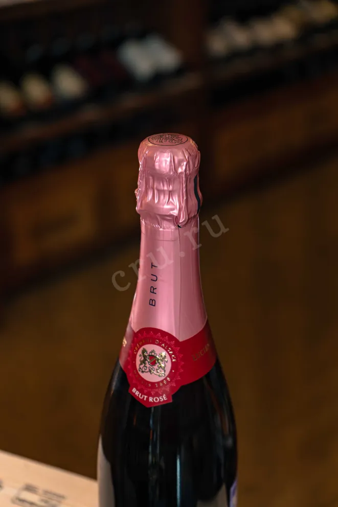 Пробка Cremant d'Alsace Lucien Albrecht Brut Rose 2022 0.75 л