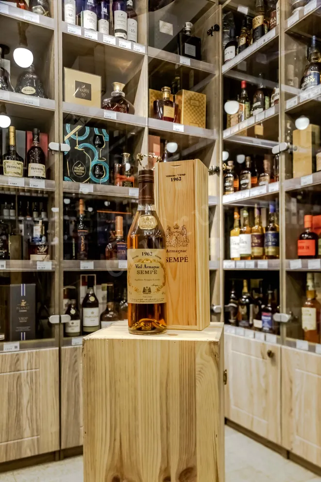 В магазине Крю Профи Sempe 1962 0.7 л