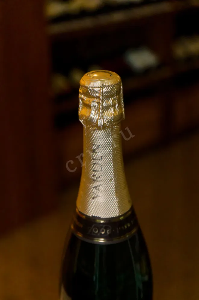 Пробка Yarden Katzrin Blanc de Blancs 2008 0.75 л