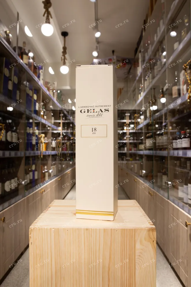В магазине Крю Профи Gelas Bas Armagnac 18 ans gift box 0.7 л