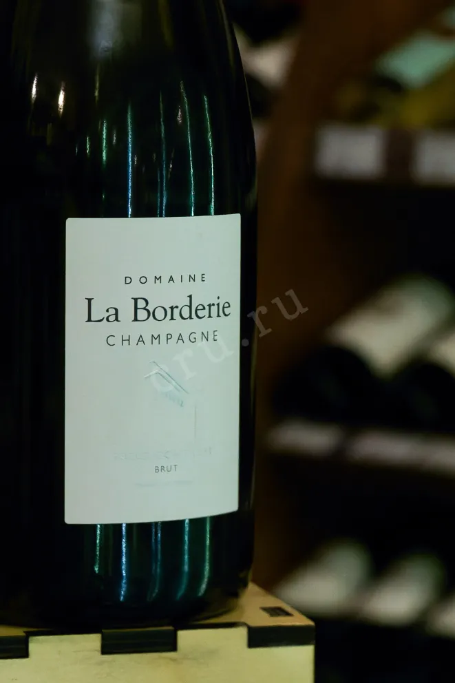 В магазине Крю Профи Domaine La Borderie Cuvee Trois Contrees 0.75 л