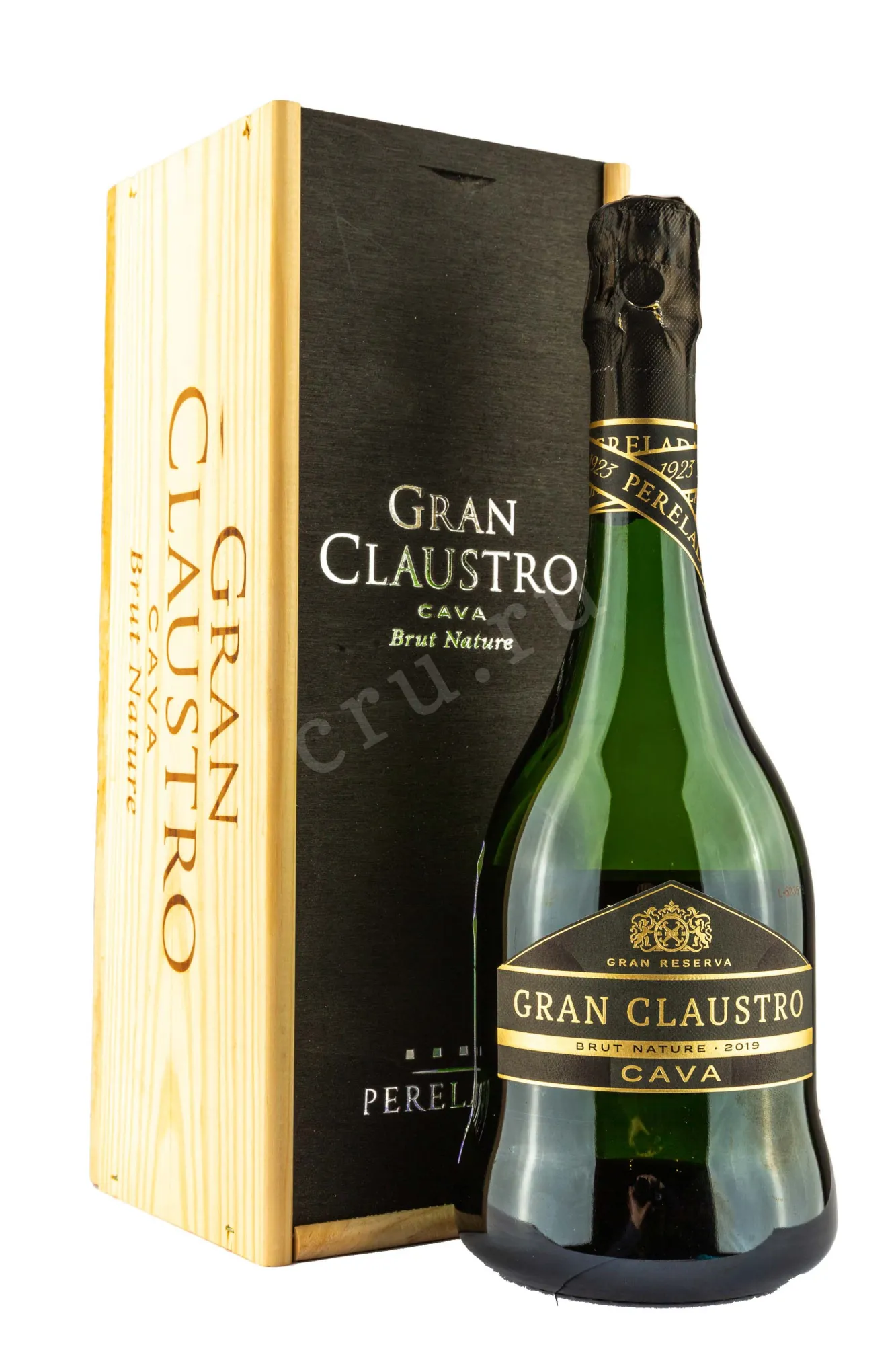 Фото — Игристое вино Gran Claustro Gran Reserva Brut Nature wooden box 2019 0.75 л