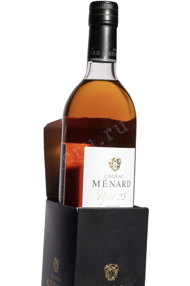 В подарочной коробке Menard Reserve 1er Cru De Cognac in gift box 2020 0.7 л