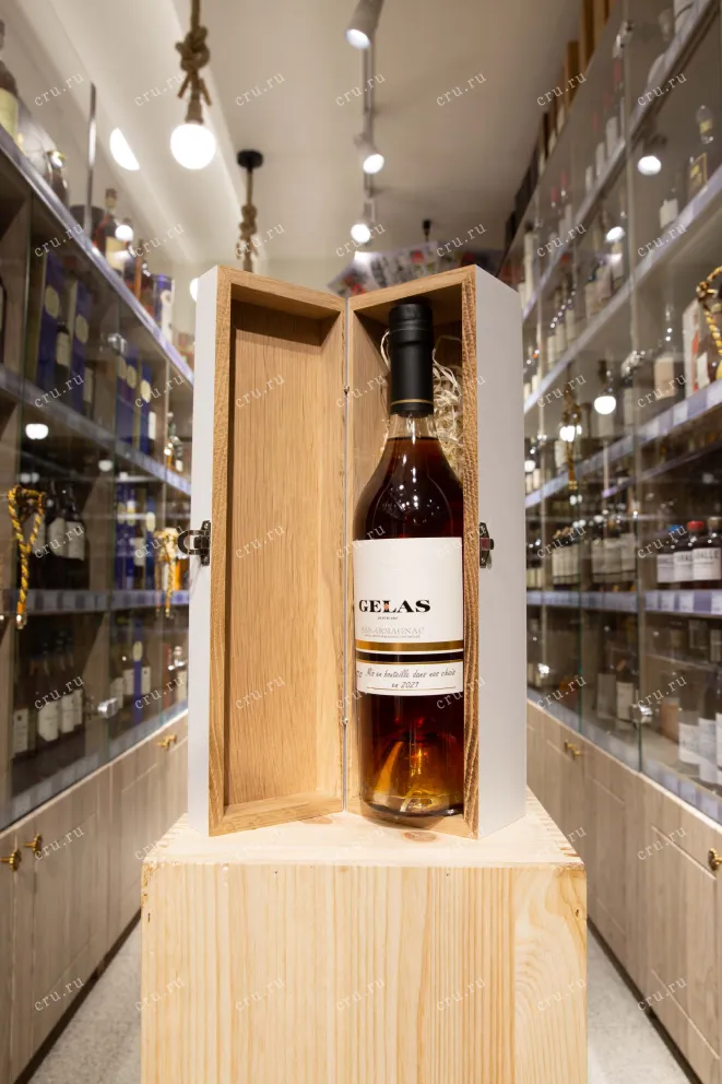 В магазине Крю Профи Gelas 1970 0.7 л