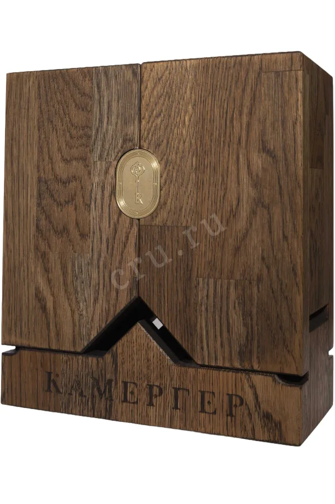 Деревянная коробка Kamerger 45 Years Old in wooden box 1977 0.7 л