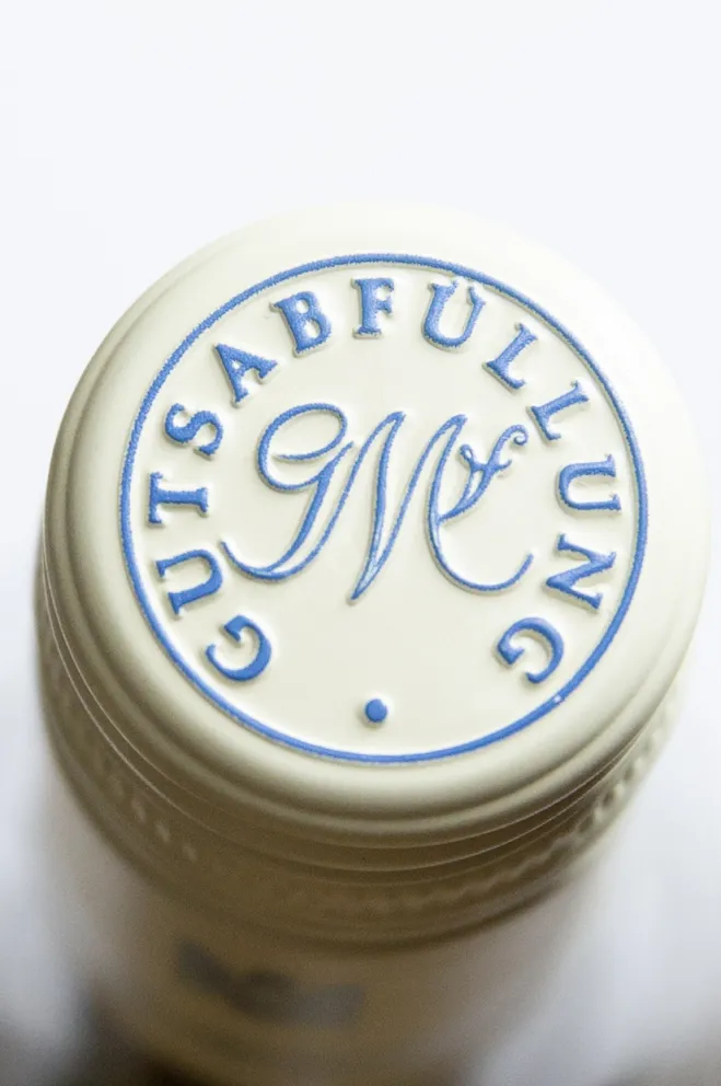 Пробка Georg Mosbacher Riesling Trocken 2023 0.75 л