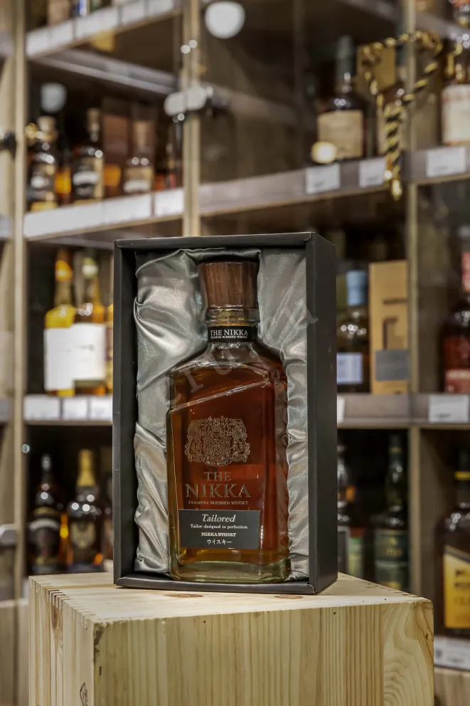 В магазине Крю Профи Nikka Tailored with gift box 0.7 л