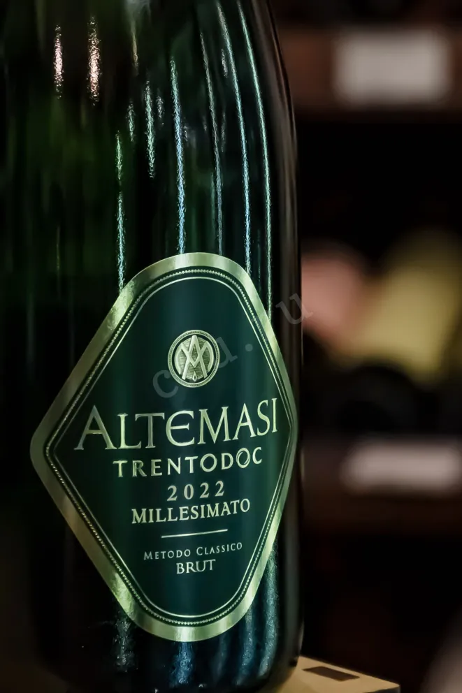 В магазине Крю Профи Altemasi Millesimato Brut gift box 2022 0.75 л