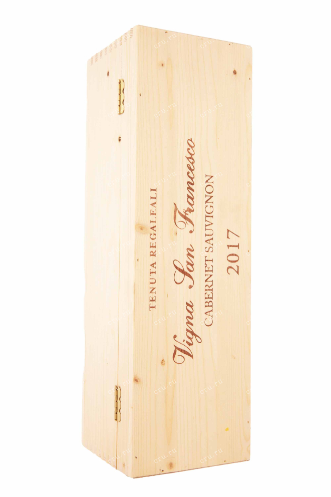 Подарочная коробка Tasca d'Almerita Cabernet Sauvignon Vigna San Francesco in gift box 2017 1.5 л