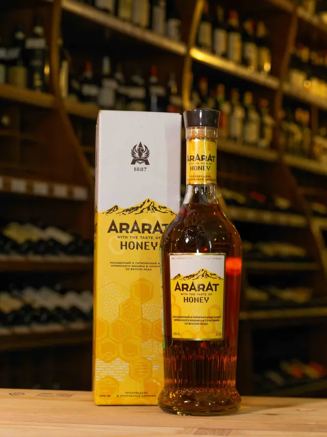 В магазине Крю Профи Ararat Honey gift box 0.5 л