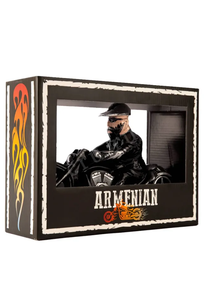 В подарочной коробке Seven stars Biker 7 years 0.33 л