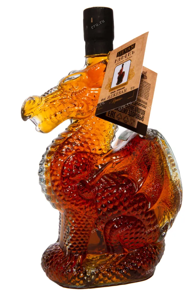 Бутылка Ijevan Dragon 5 years old in gift box 0.5 л