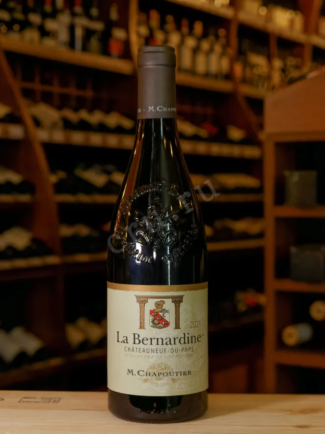 В магазине Крю Профи M.Chapoutier Chateauneuf-du-Pape La Bernardine 2021 0.75 л
