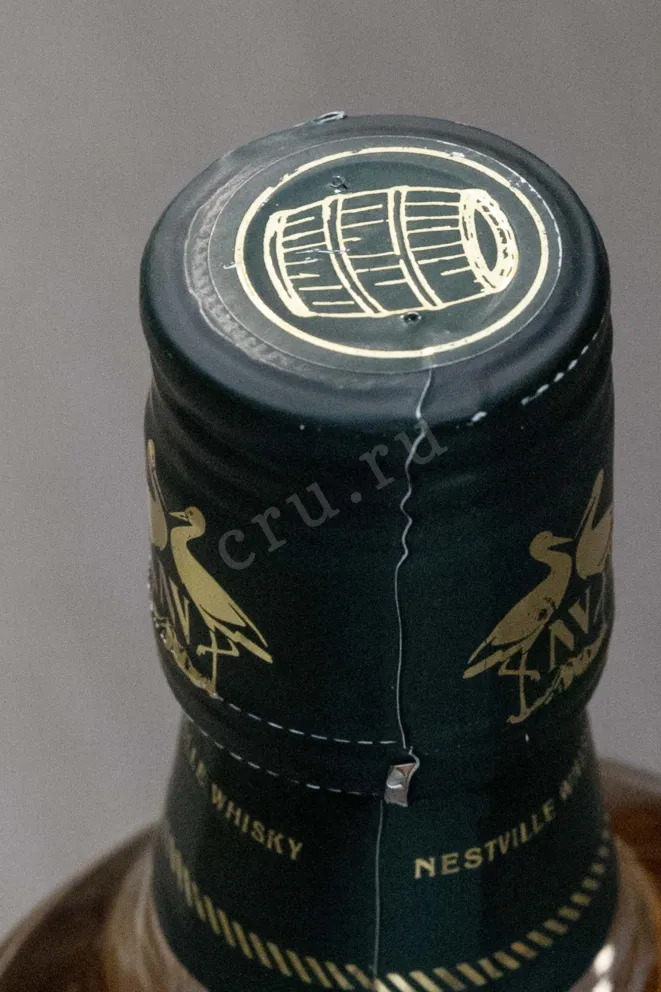 Пробка Nestville 7 times distilled 0.7 л