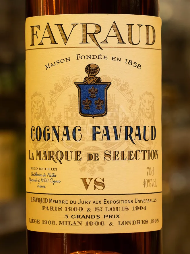 В магазине Крю Профи Favraud VS 0.7 л