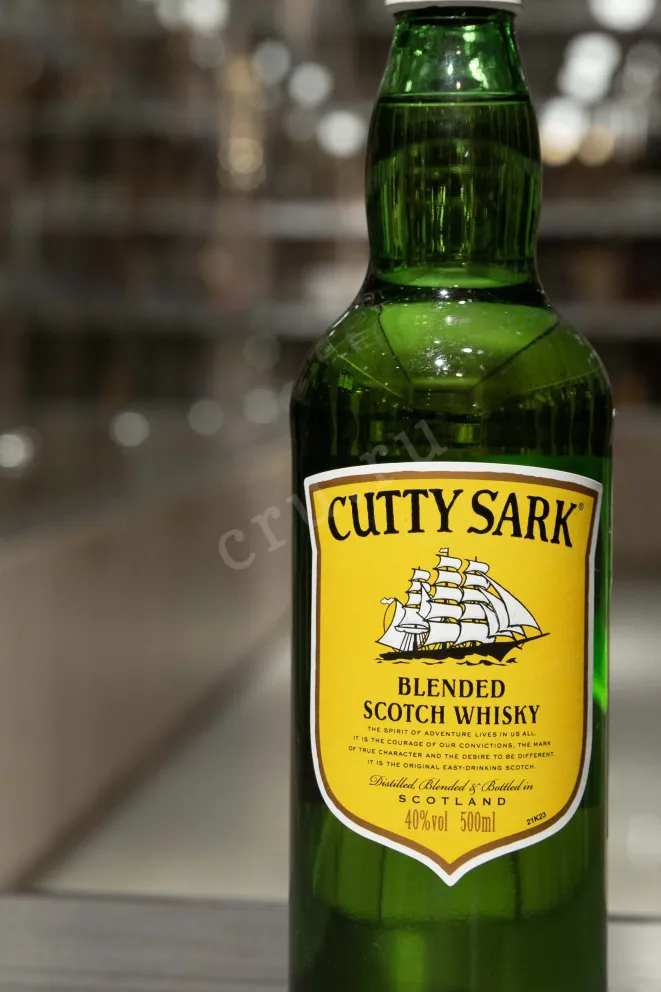 В магазине Крю Профи Cutty Sark 0.5 л