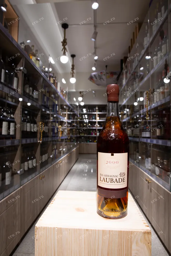 В магазине Крю Профи Chateau de Laubade 2000 0.7 л