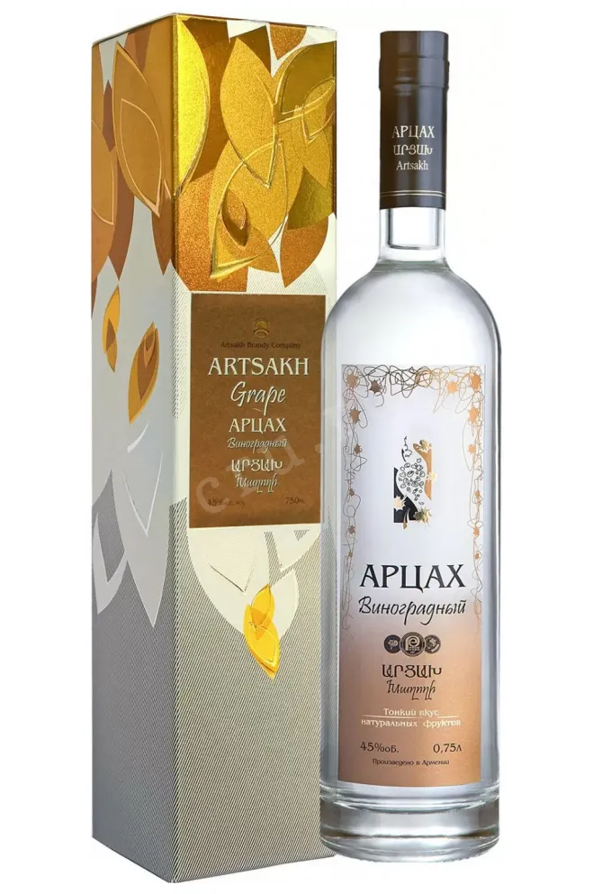 Водка Арцах Виноградная в подарочной упаковке  0.5 л