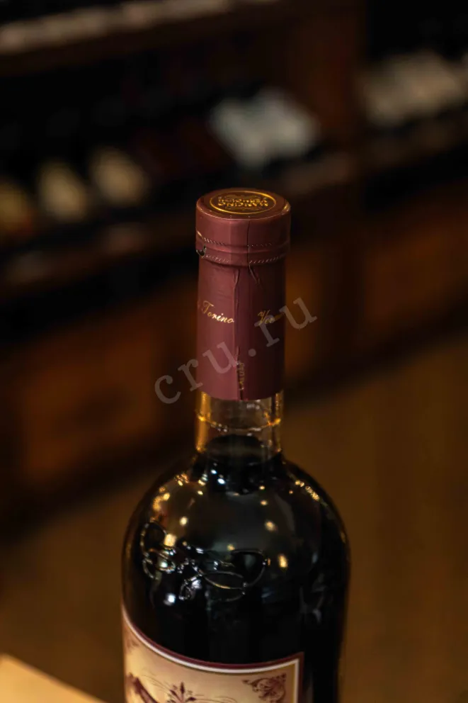 Пробка Mancino Vermouth Rosso Amaranto 0.75 л
