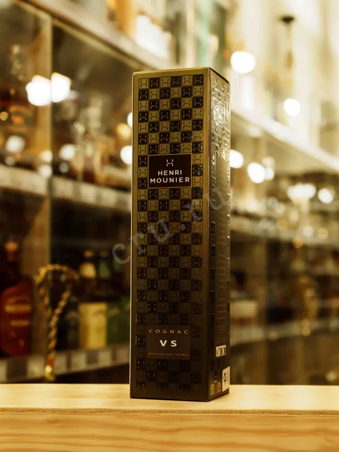 В магазине Крю Профи Henri Mounier VS in gift box 0.7 л
