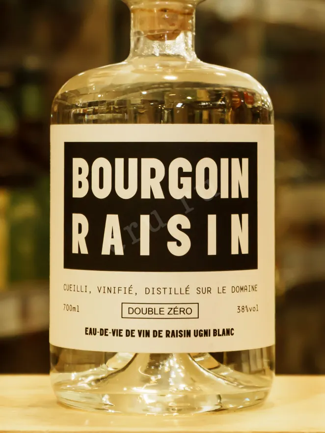 В магазине Крю Профи Bourgoin Raisin Eau de Vie de Vin de Raisin Ugni Blanc 0.7 л