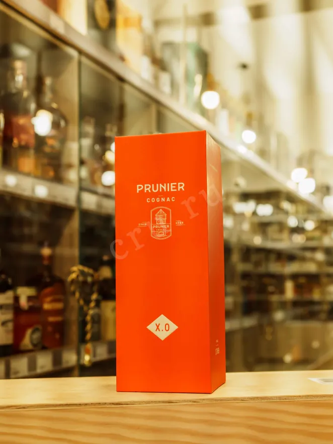 В магазине Крю Профи Prunier XO gift box 0.7 л