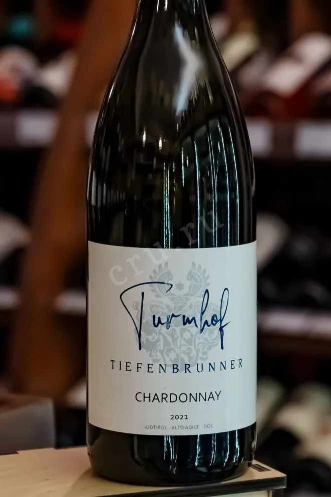 В магазине Крю Профи Tiefenbrunner Turmhof Chardonnay 2021 0.75 л