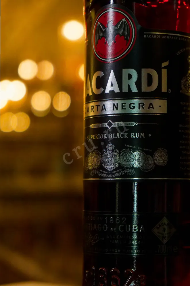 В магазине Крю Профи Bacardi Carta Negra 0.7 л