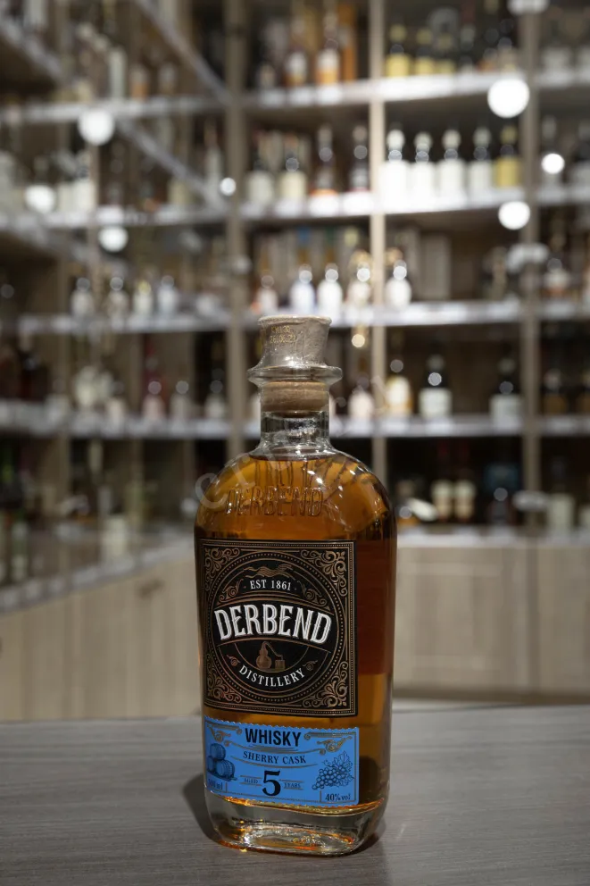 Виски Derbend Distillerie Sherry Cask 5 years  0.5 л