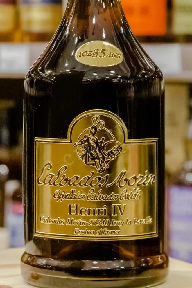 В магазине Крю Профи Morin Henri IV  35 ans 0.7 л