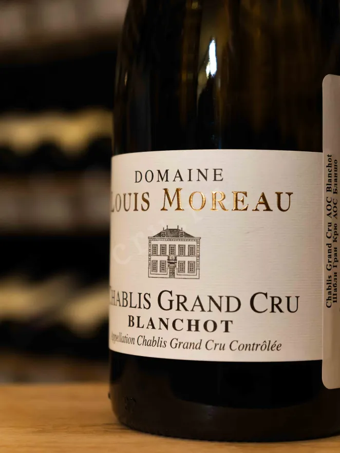 В магазине Крю Профи Domaine Louis Moreau Chablis Grand Cru Blanchot AOC 2021 0.75 л