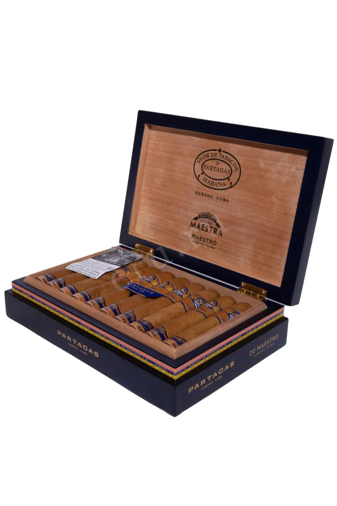 Коробка с сигарами Partagas Maestro