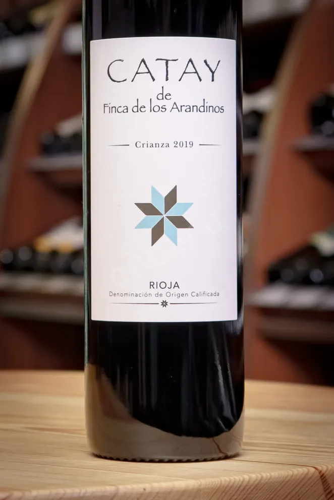 В магазине Крю Профи Catay de Finca de Los Arandinos Crianza Rioja 2019 0.75 л
