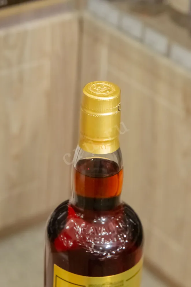 Пробка Kavalan Solist Fino Sherry Cask gift box 0.7 л