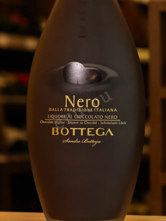 В магазине Крю Профи Bottega Nero 0.5 л