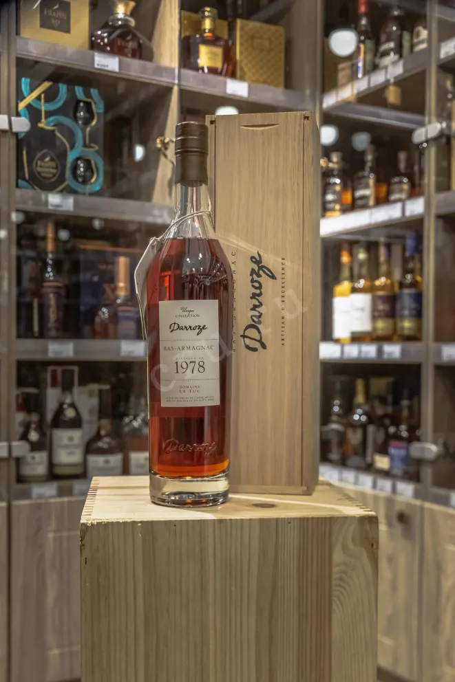 В магазине Крю Профи Darroze wooden box 1978 0.7 л