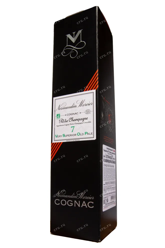 Подарочная коробка Normandin-Mercier Petite Champagne VSOP in gift box 2017 0.7 л