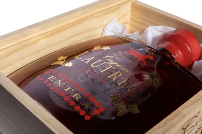 В деревянной коробке Lautrec Extra in wooden box 0.7 л