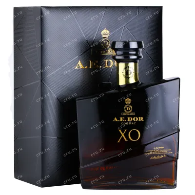Коньяк A.E. Dor Carafe XO gift box  0.7 л