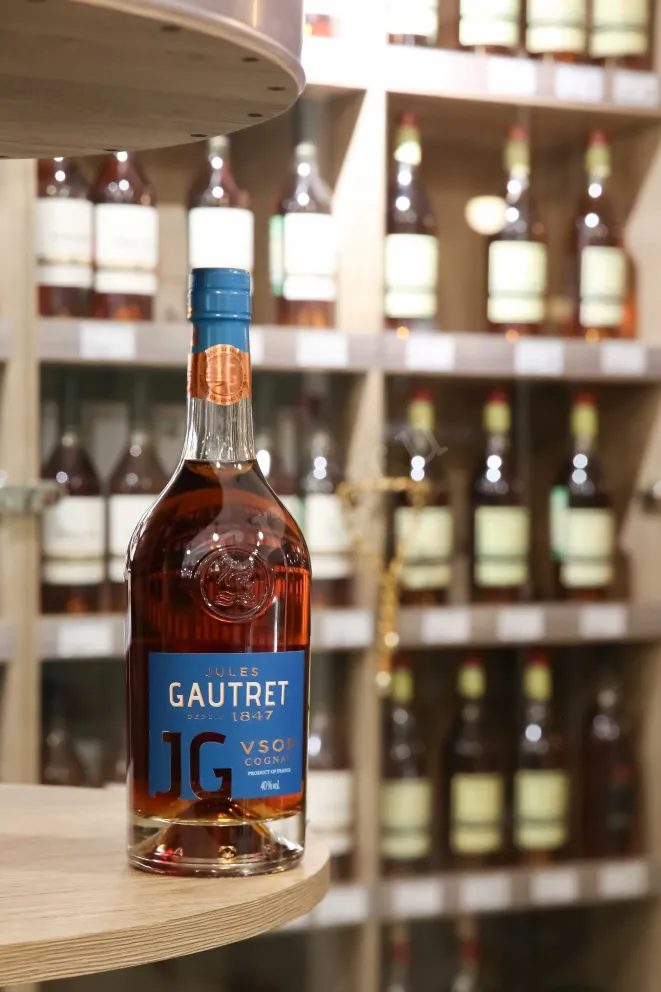 В магазине Крю Профи Jules Gautret VSOP 0.7 л