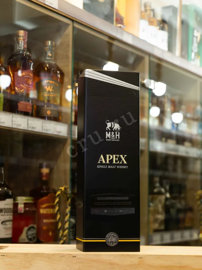 В магазине Крю Профи M&H Apex Fort Red Wine Cask 3 years in gift box 0.7 л