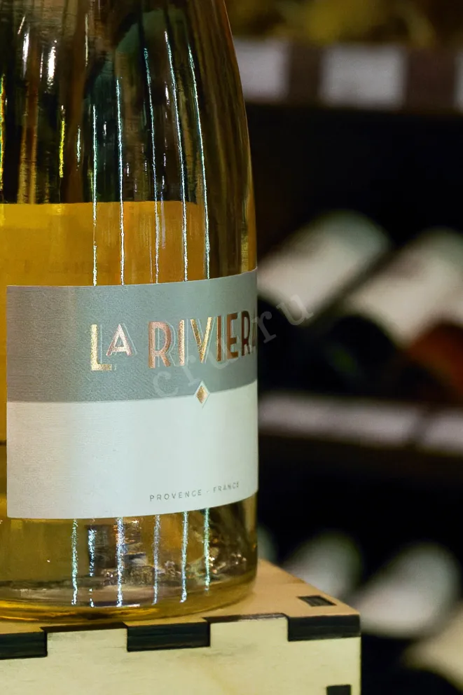 В магазине Крю Профи La Riviera Cotes de Provence 2024 0.75 л