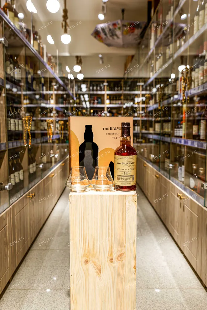 В магазине Крю Профи Balvenie Caribbean Cask 14 years old in giftset with 2 glasses 0.75 л