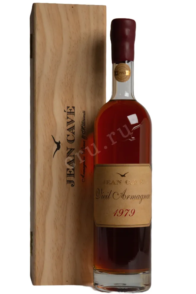 Бренди Jean Cave Vieil Armagnac 1979 AOC wooden box 1979 0.7 л