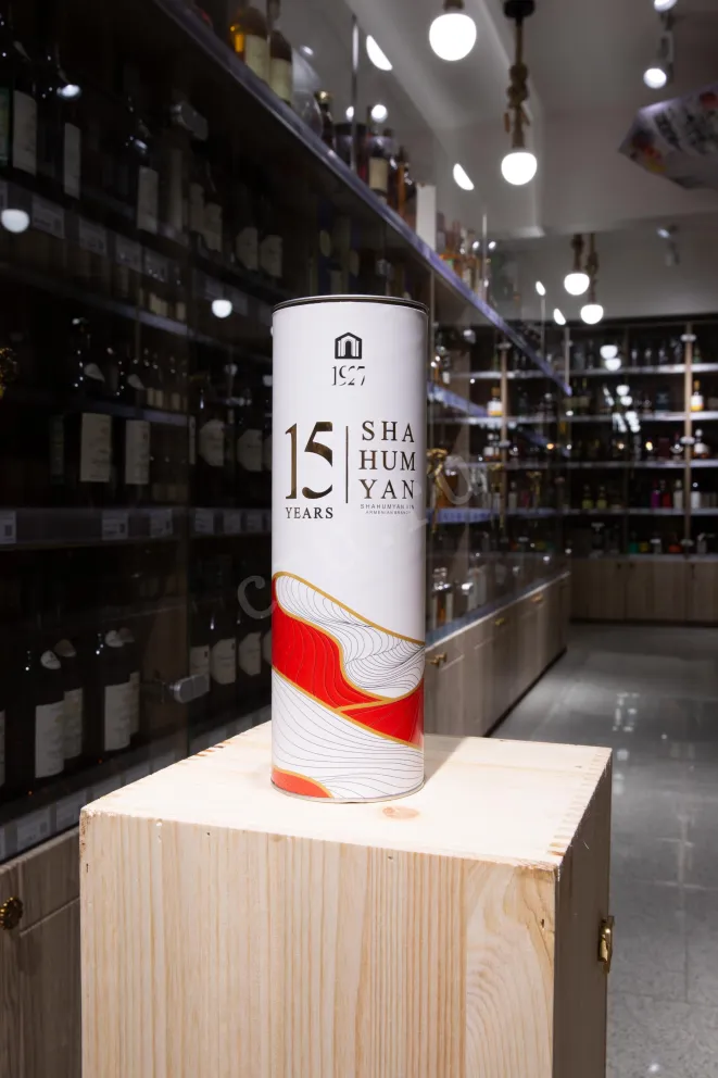 В магазине Крю Профи Shahumyan Level 15 years old in tube 0.5 л