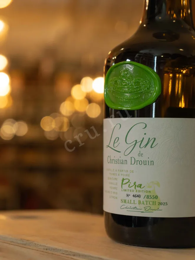 В магазине Крю Профи Christian Drouin Le Gin Pira 0.7 л