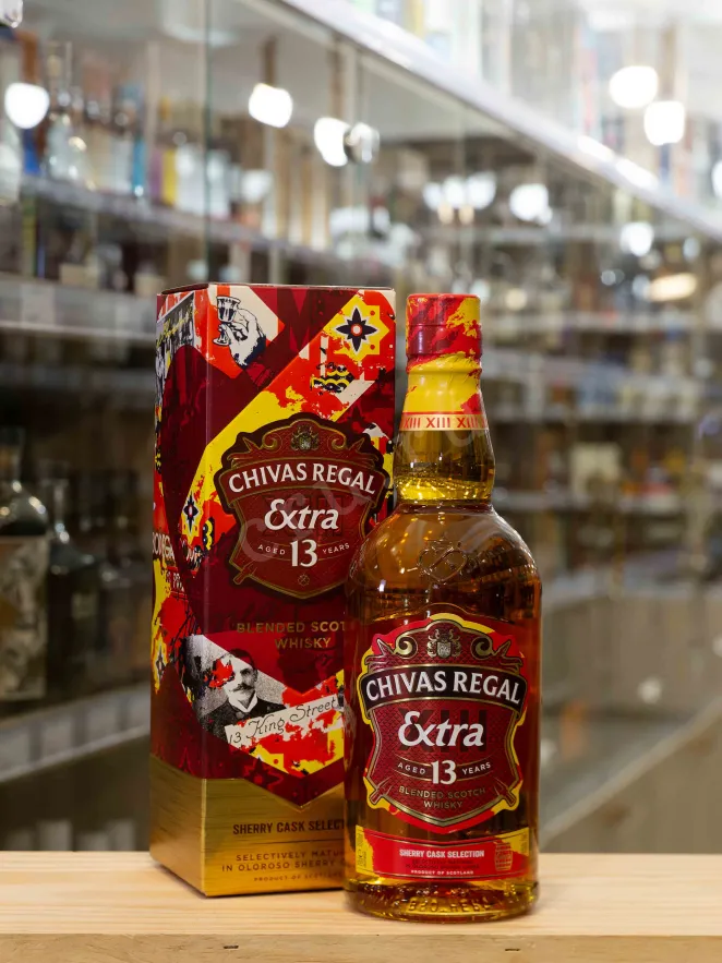 В магазине Крю Профи Chivas Regal Extra in a gift box 0.7 л