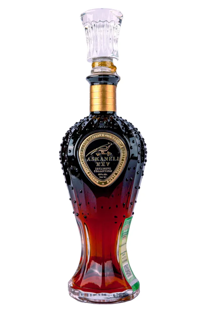 Бутылка Askaneli 25 years old gift box 1998 0.7 л