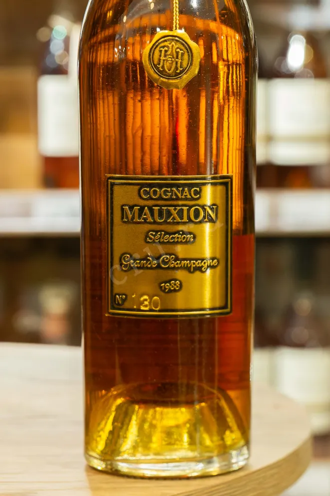 В магазине Крю Профи Mauxion Selection Grand Champagne 1988 0.7 л
