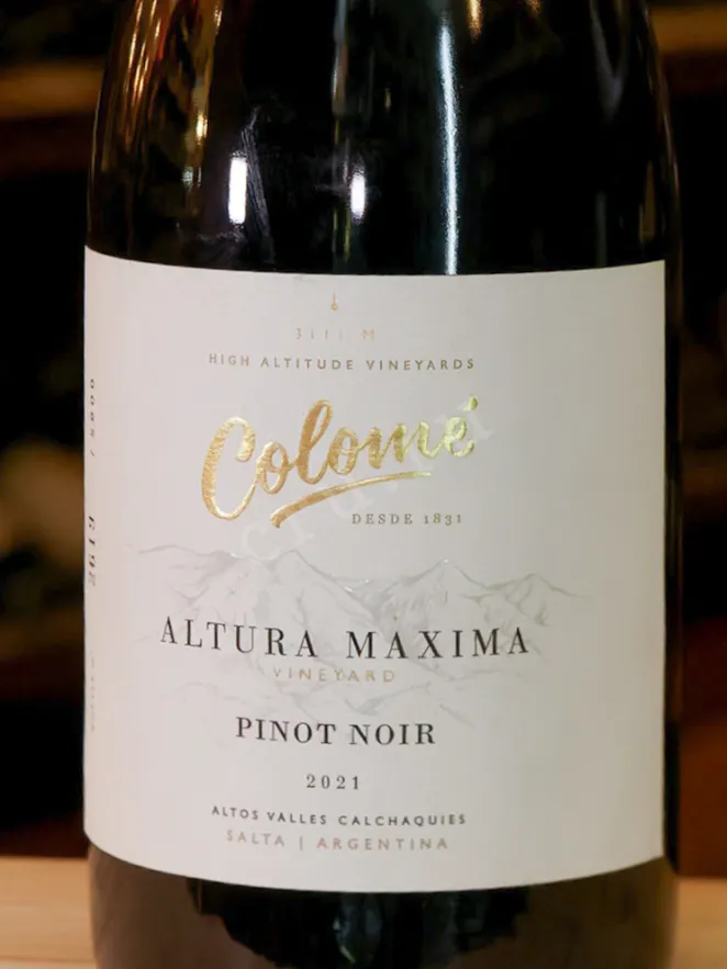 Вино Colome Altura Maxima Pinot Noir 0.75 л